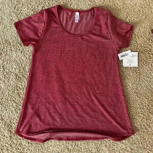 Lularoe Classic Tee size Small NWT